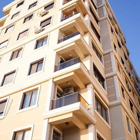Solid House Residance Anastasia מאמאיה